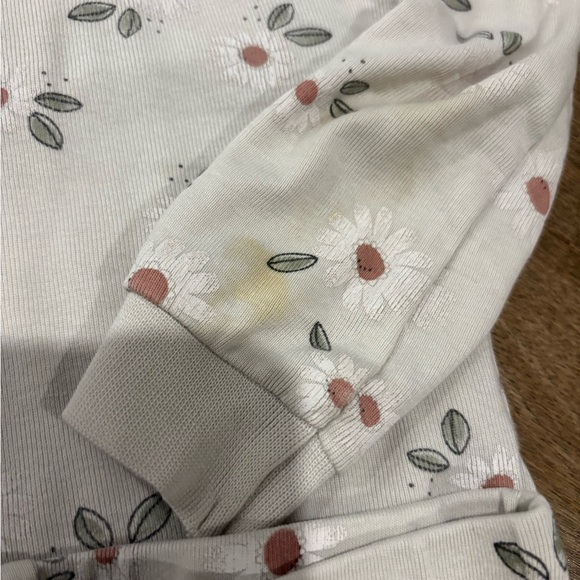 Petit Lem Floral Pajama Set - With Imperfections - Picture 3 of 5